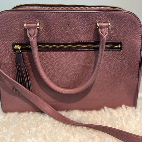 kate spade Handbags - Kate Spade Kalen Chester Street Purse - Like New